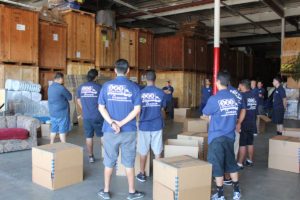 123 moving and storage movers in warehouse
