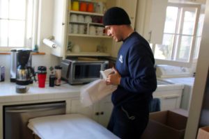 packing kitchen items